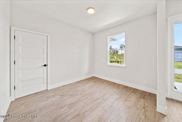 2890 Madden Avenue SW, Palm Bay, FL 32908