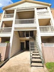 2626 Holly Hall Street 1014, Houston, TX 77054