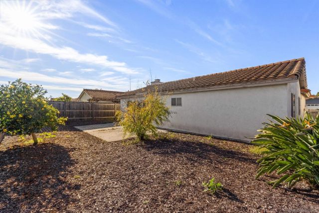 7427 Kamwood St, San Diego, CA 92126