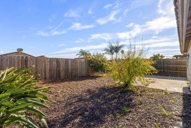 7427 Kamwood St, San Diego, CA 92126