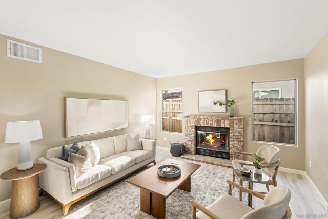 7427 Kamwood St, San Diego, CA 92126