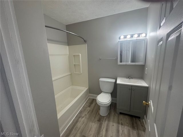 9710 Easton Avenue, Cleveland, OH 44104