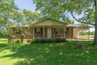 932 Coconut Ridge Rd, Smithville, TN 37166