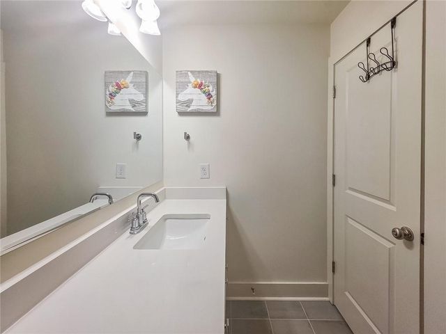 299 Auburn Valley Way, Auburn, GA 30011