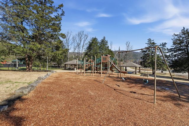 408 Renaissance Court, Chattanooga, TN 37419
