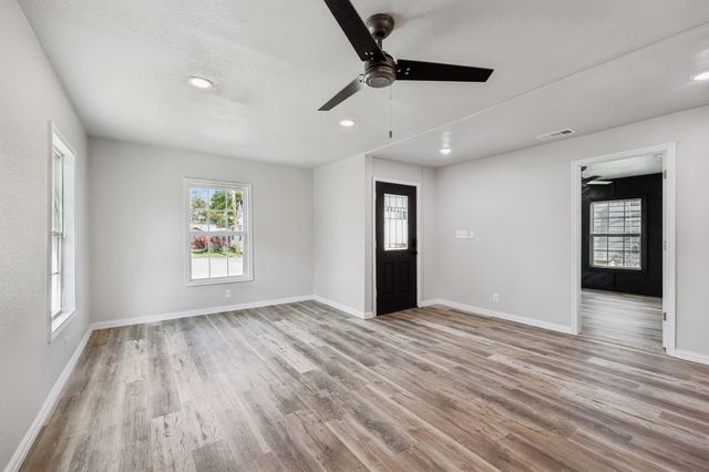 314 Greenwood Street, Terrell, TX 75160