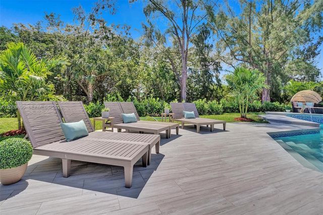 1960 SW 51st Ter, Plantation, FL 33317