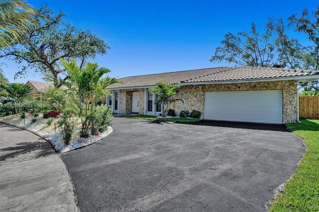 1960 SW 51st Ter, Plantation, FL 33317