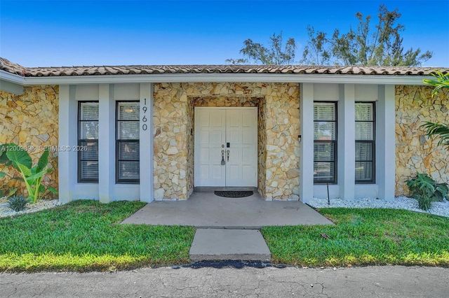 1960 SW 51st Ter, Plantation, FL 33317