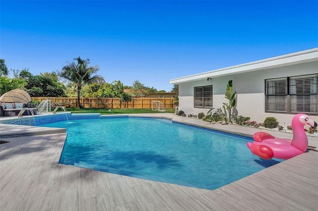 1960 SW 51st Ter, Plantation, FL 33317