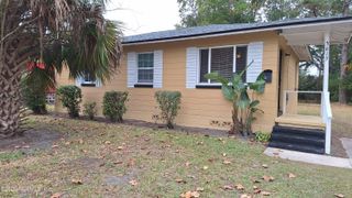 5612 BELAFONTE Drive, Jacksonville, FL 32209