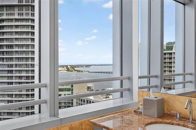1395 Brickell Avenue 2813, Miami, FL 33131