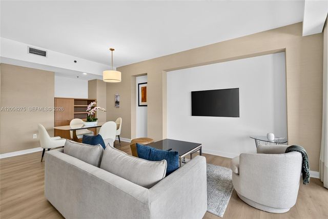1395 Brickell Avenue 2813, Miami, FL 33131