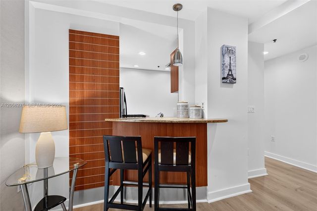 1395 Brickell Avenue 2813, Miami, FL 33131
