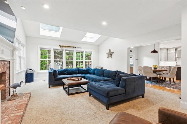 3 Chiswell Rd, Grafton, MA 01536