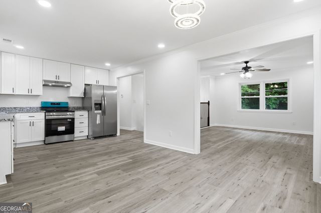 5827 Christopher Lane, Lithonia, GA 30058