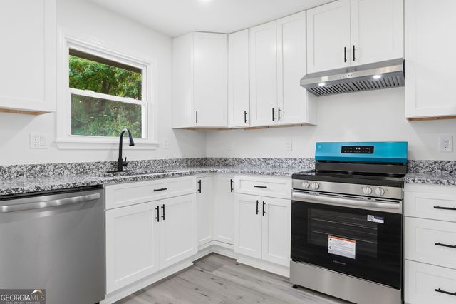 5827 Christopher Lane, Lithonia, GA 30058