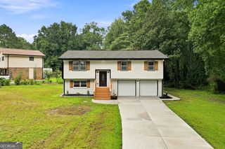 5827 Christopher Lane, Lithonia, GA 30058