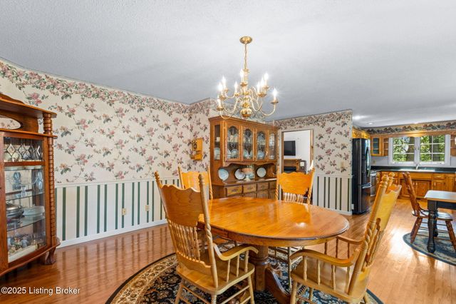 101 Five Oaks Dr, Elizabethtown, KY 42701