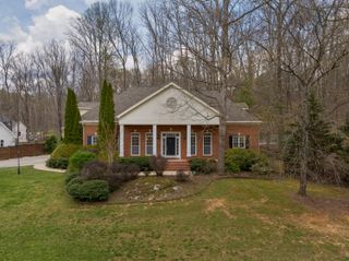 3936 Windtree Drive, Signal Mountain, TN 37377