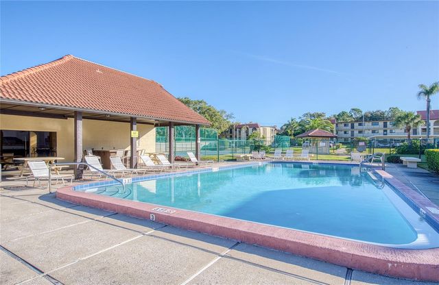 2420 WINDING CREEK BOULEVARD 201, Clearwater, FL 33761