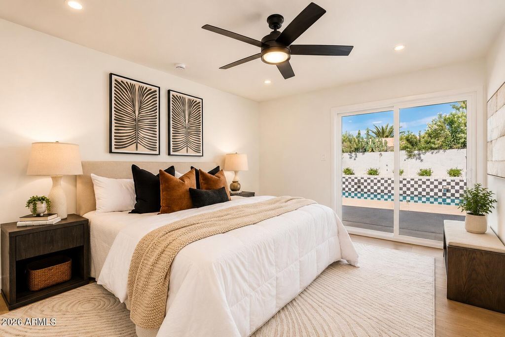 Image 7 of property listing at 15212 N 53RD Street, Scottsdale, AZ 85254