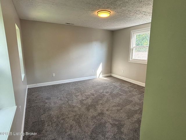 2417 Bank St, Louisville, KY 40212
