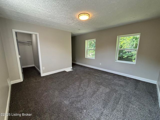 2417 Bank St, Louisville, KY 40212