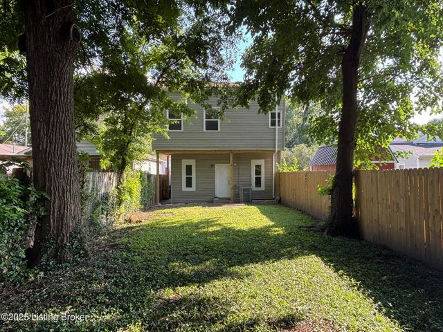 2417 Bank St, Louisville, KY 40212