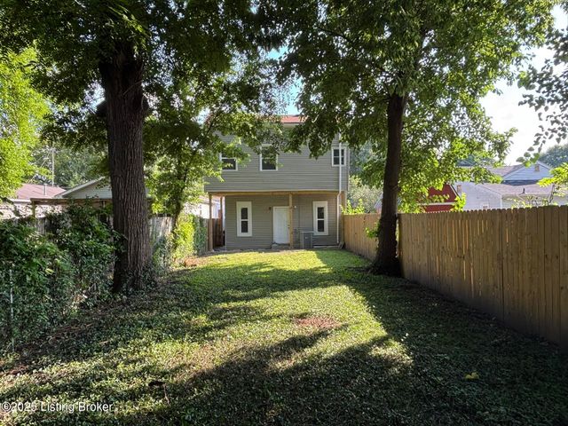 2417 Bank St, Louisville, KY 40212