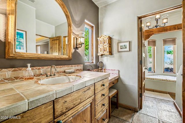 10040 E HAPPY VALLEY Road 499, Scottsdale, AZ 85255