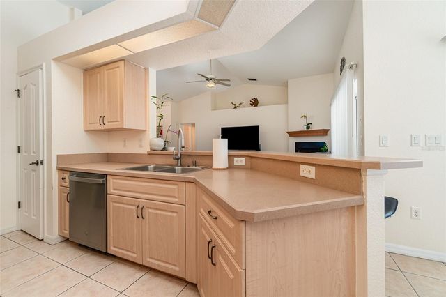 4010 YUCATAN CIRCLE, Port Charlotte, FL 33948