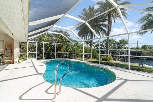4010 YUCATAN CIRCLE, Port Charlotte, FL 33948