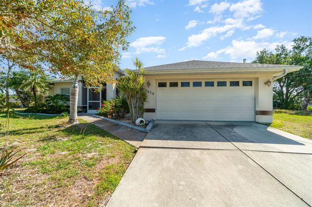 4010 YUCATAN CIRCLE, Port Charlotte, FL 33948