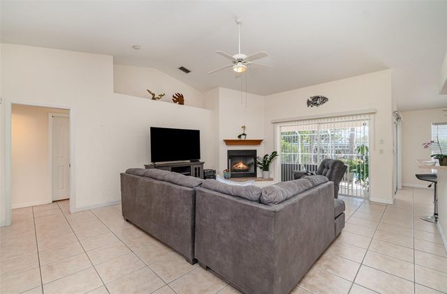 4010 YUCATAN CIRCLE, Port Charlotte, FL 33948