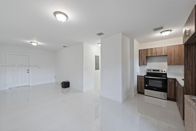 7940 NW 12th Ct B, Miami, FL 33147