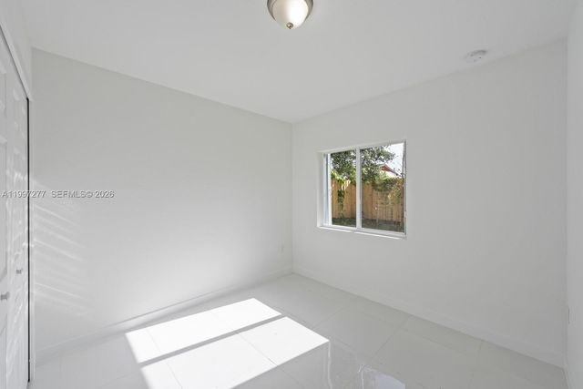 7940 NW 12th Ct B, Miami, FL 33147