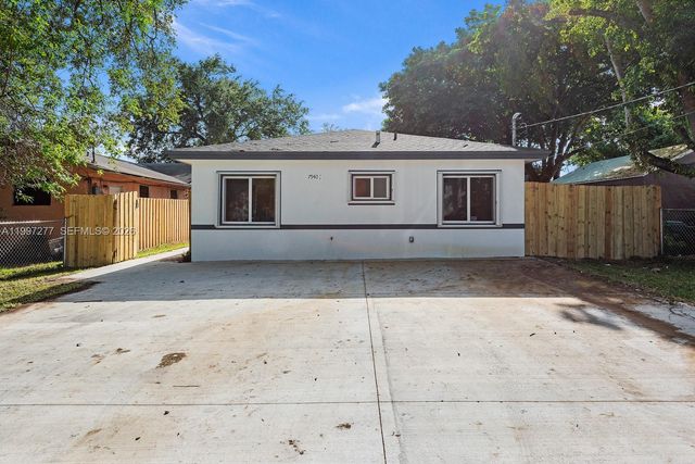 7940 NW 12th Ct B, Miami, FL 33147