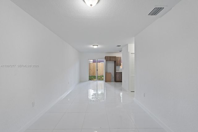 7940 NW 12th Ct B, Miami, FL 33147