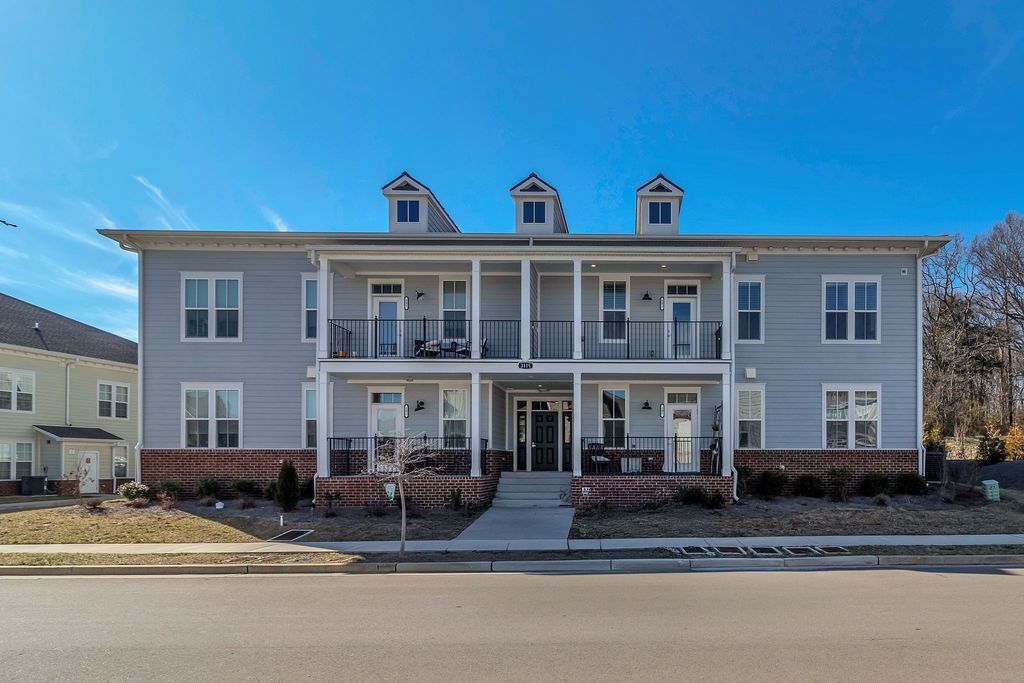 3115 Patcham Dr Unit 201, Nolensville, TN 37135