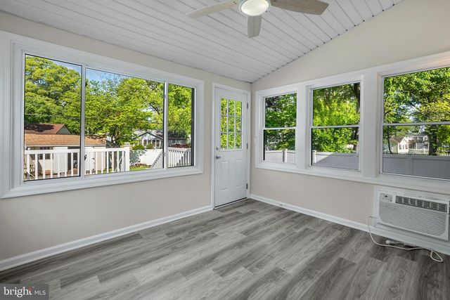 2926 GOLDEN FLEECE DR, Pasadena, MD 21122