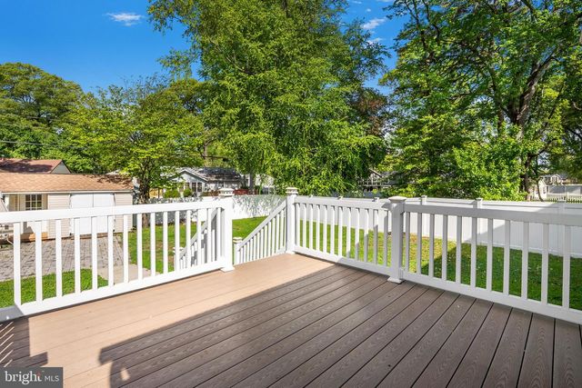 2926 GOLDEN FLEECE DR, Pasadena, MD 21122