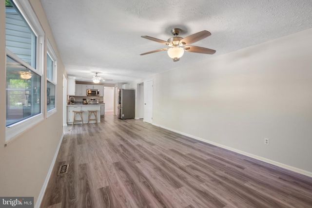2926 GOLDEN FLEECE DR, Pasadena, MD 21122
