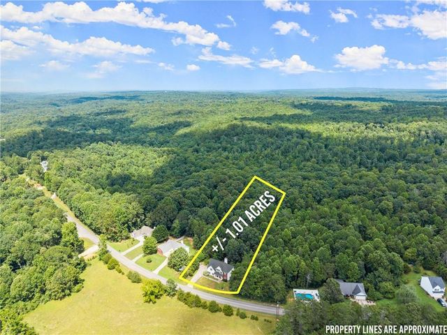 930 Heads Ferry Road, Cornelia, GA 30531