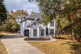 96 Indian Creek Way, Hoschton, GA 30548