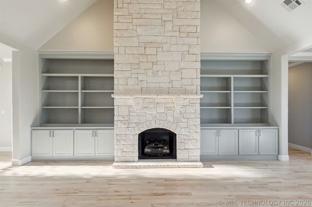 14202 S Delaware Place S, Bixby, OK 74008