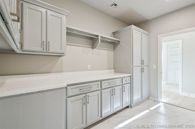 14202 S Delaware Place S, Bixby, OK 74008