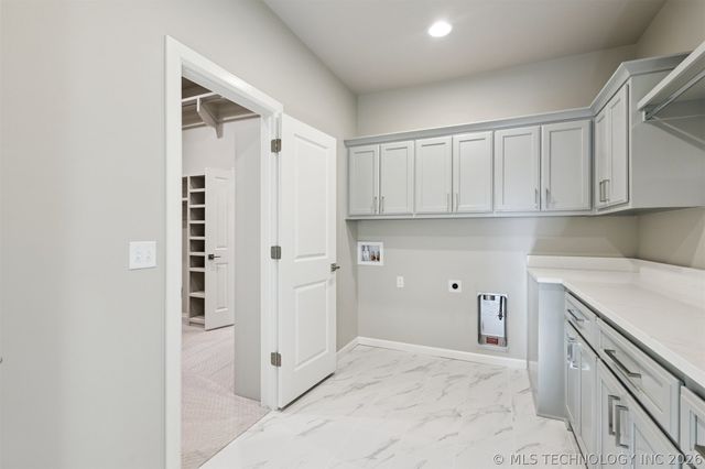 14202 S Delaware Place S, Bixby, OK 74008