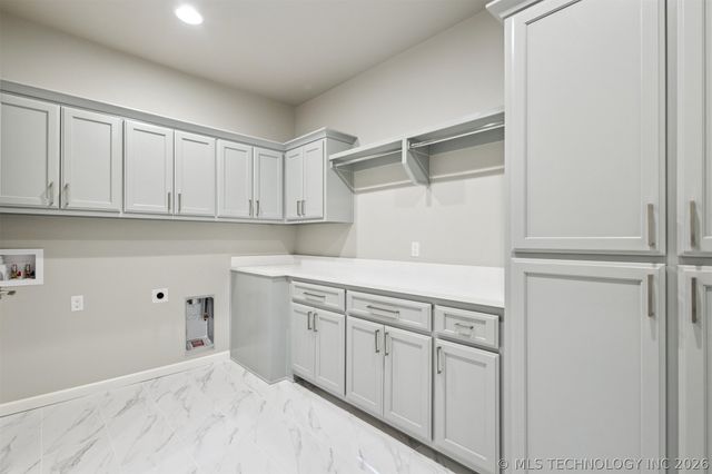 14202 S Delaware Place S, Bixby, OK 74008