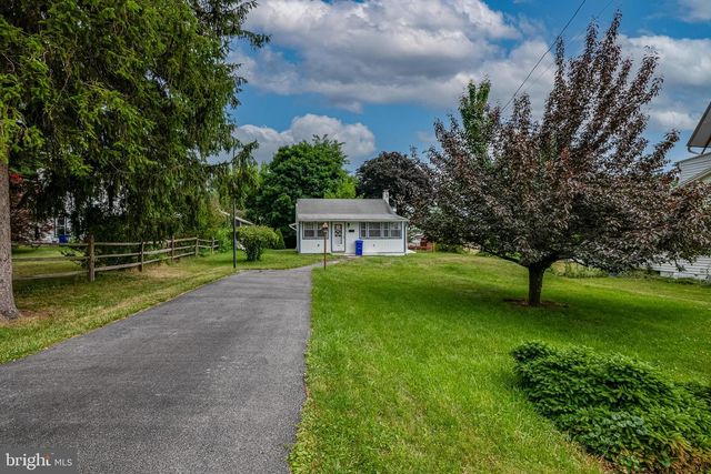 1904 ELIZABETH AVE, Reading, PA 19605